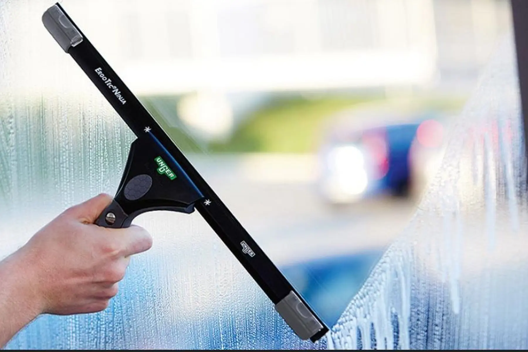 Dombo`s Glasreinigung - Reinigungsdienste - Glasreinigung